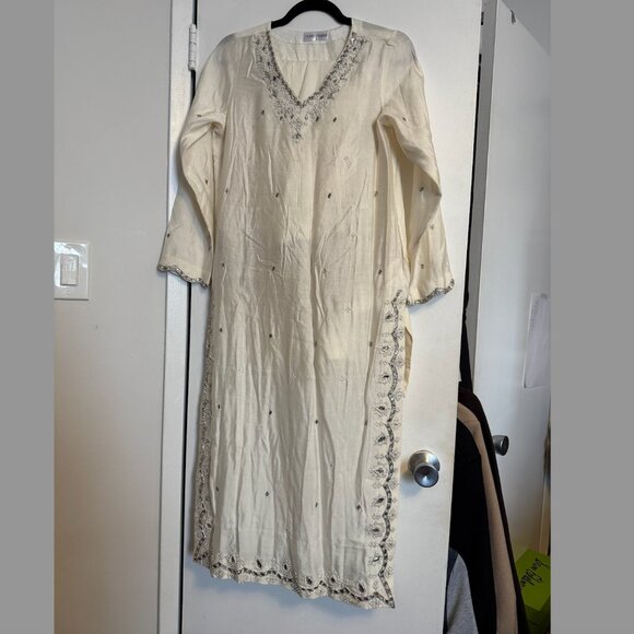 Hues Atelier Pakistani outfit - S - Picture 2 of 3